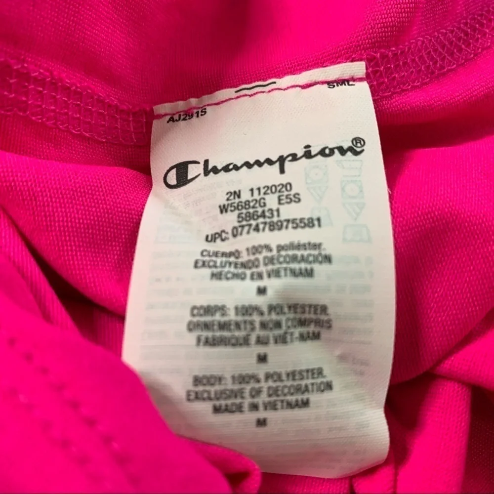 Champion NWT Sport Lightweight Vivid Fuchsia Tee